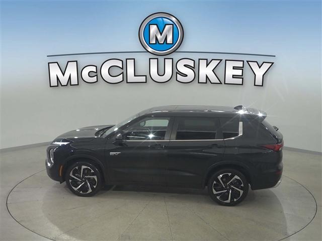 used 2023 Mitsubishi Outlander PHEV car, priced at $28,989