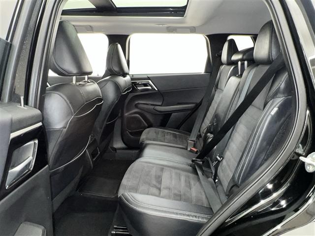 used 2023 Mitsubishi Outlander PHEV car, priced at $28,989