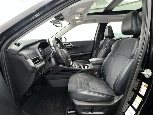 used 2023 Mitsubishi Outlander PHEV car, priced at $28,989