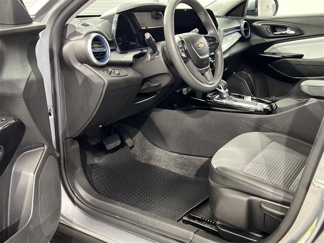 used 2024 Chevrolet Trax car, priced at $24,989