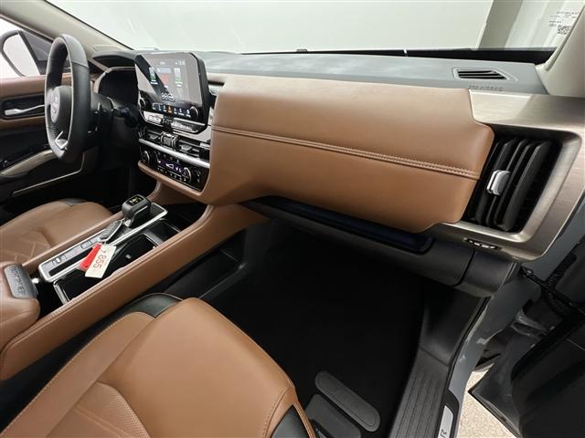 used 2024 Nissan Pathfinder car, priced at $43,989