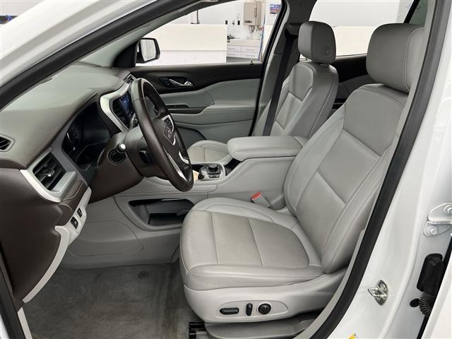 used 2023 GMC Acadia car, priced at $29,989