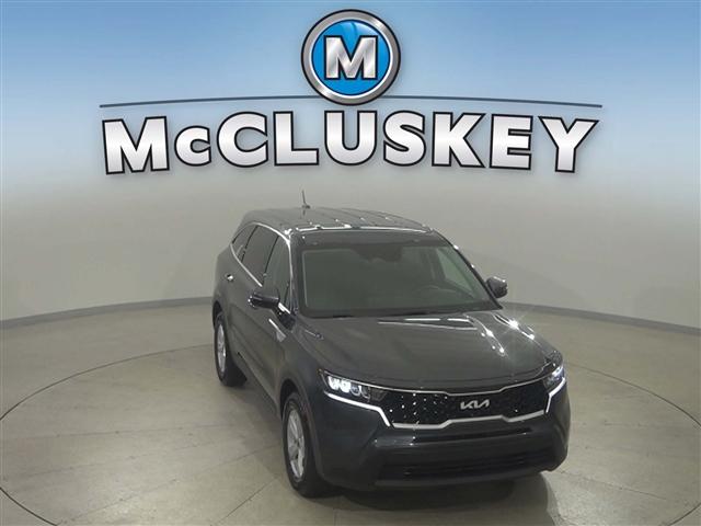 used 2023 Kia Sorento car, priced at $29,989
