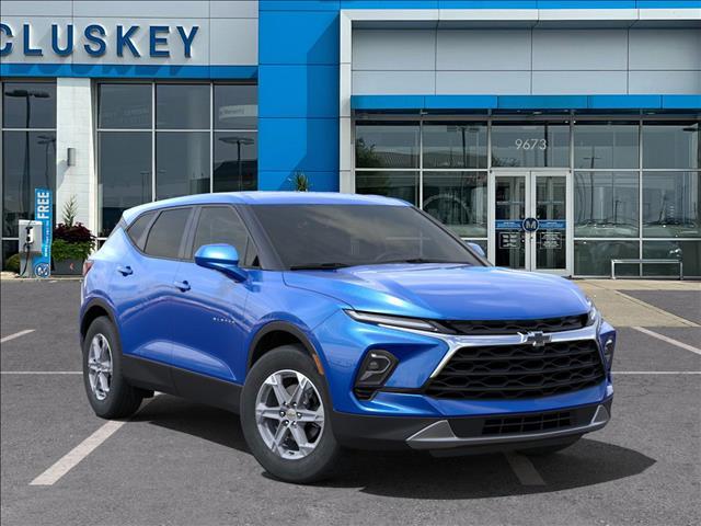 new 2025 Chevrolet Blazer car, priced at $35,073