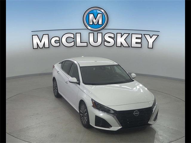 used 2023 Nissan Altima car, priced at $23,489