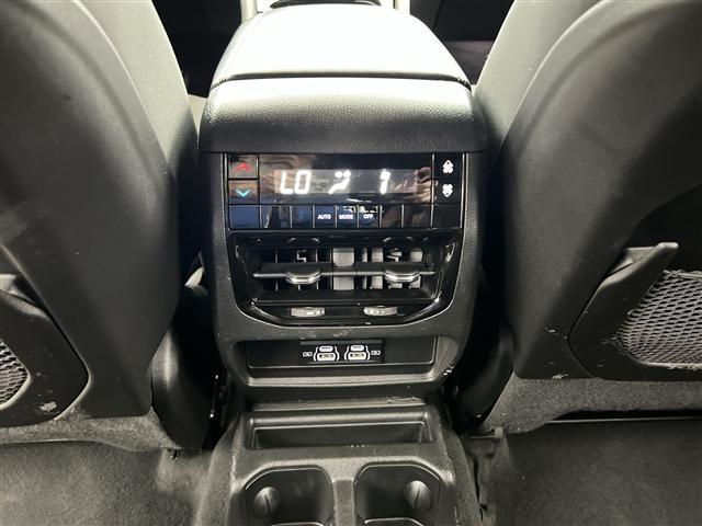 used 2024 Jeep Grand Cherokee L car, priced at $29,989