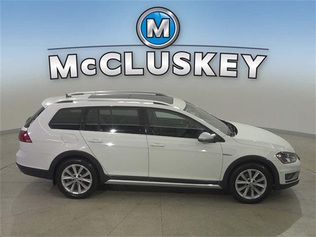 used 2017 Volkswagen Golf Alltrack car, priced at $15,989