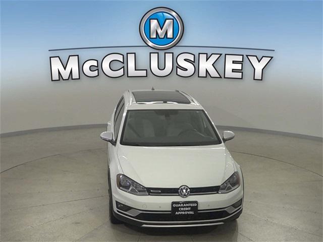 used 2017 Volkswagen Golf Alltrack car, priced at $15,989