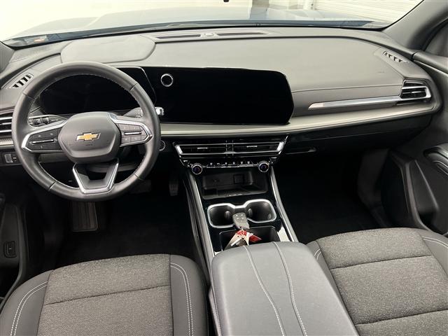 used 2025 Chevrolet Traverse car, priced at $39,189