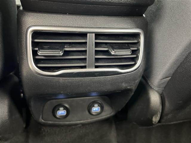 used 2022 Hyundai Santa Fe car, priced at $23,989