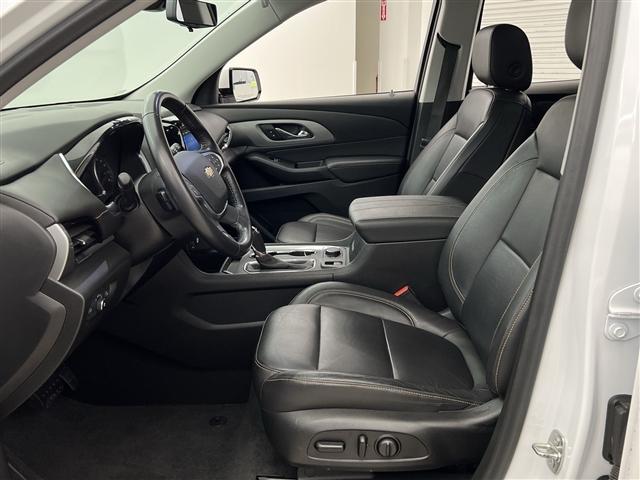 used 2020 Chevrolet Traverse car, priced at $28,989
