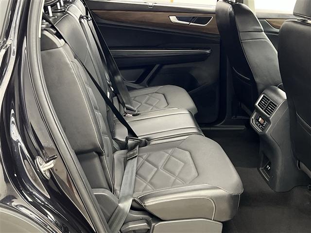 used 2024 Volkswagen Atlas car, priced at $33,989