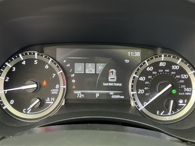 used 2022 Toyota Highlander car, priced at $37,989