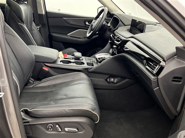 used 2023 Acura MDX car, priced at $48,998