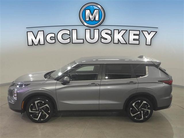 used 2024 Mitsubishi Outlander car, priced at $28,989