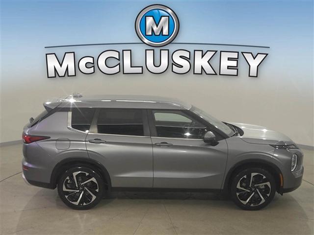 used 2024 Mitsubishi Outlander car, priced at $28,989