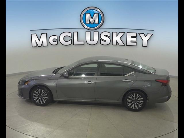 used 2023 Nissan Altima car, priced at $23,989