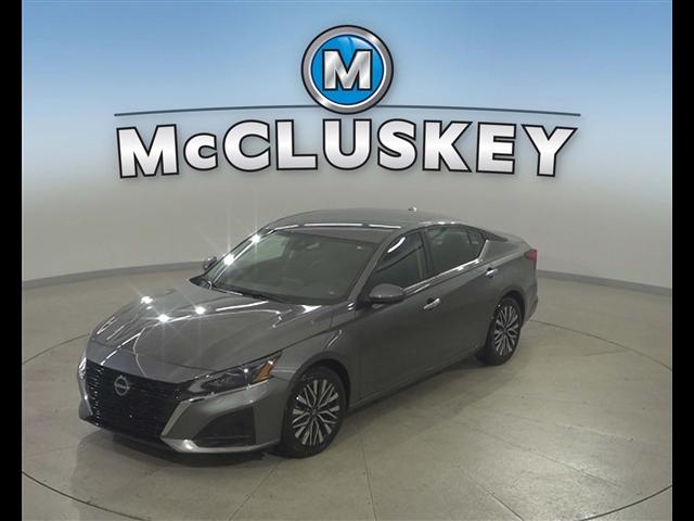 used 2023 Nissan Altima car, priced at $23,989