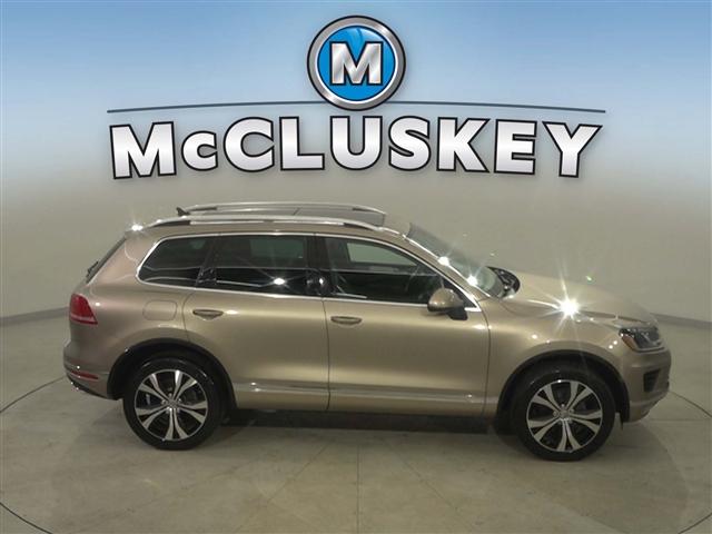 used 2017 Volkswagen Touareg car, priced at $18,975
