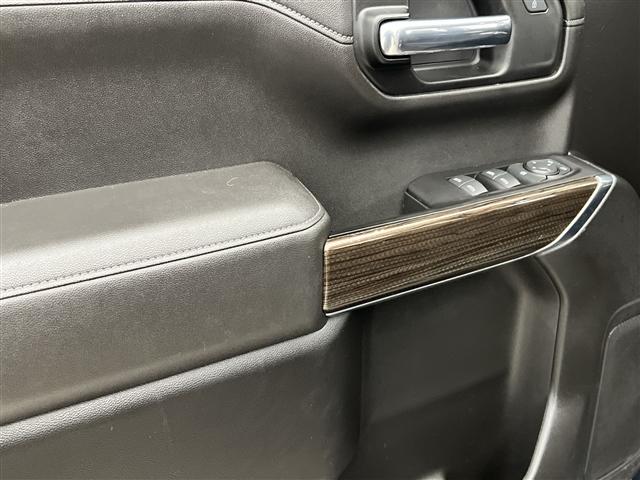 used 2022 Chevrolet Silverado 1500 car, priced at $43,989