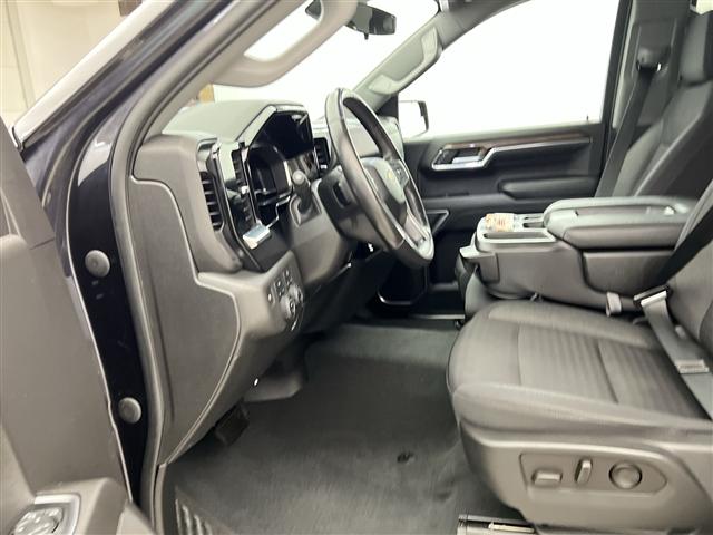 used 2022 Chevrolet Silverado 1500 car, priced at $34,989