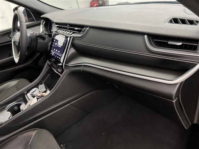 used 2024 Jeep Grand Cherokee L car, priced at $35,489