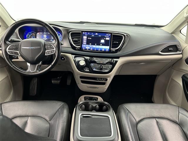 used 2021 Chrysler Pacifica Hybrid car, priced at $22,989