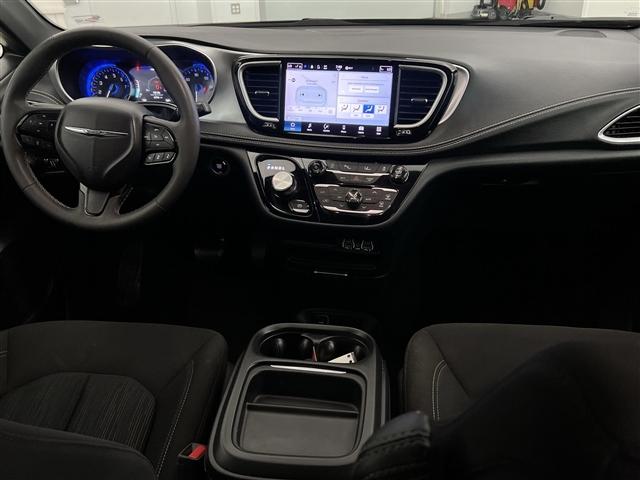 used 2024 Chrysler Pacifica car, priced at $27,989