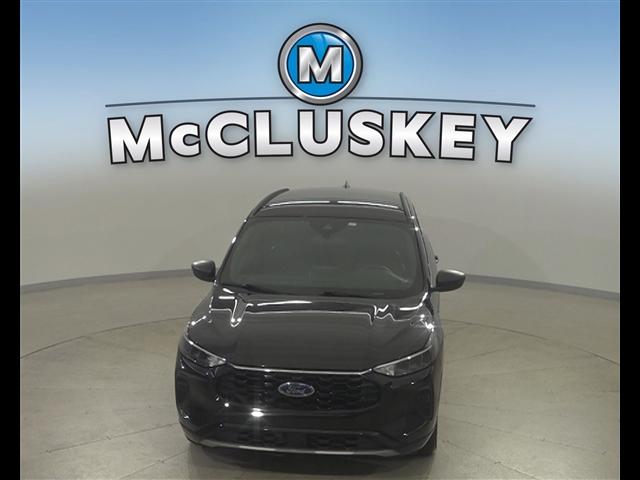 used 2024 Ford Escape car, priced at $25,989