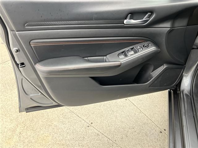 used 2022 Nissan Altima car, priced at $22,989