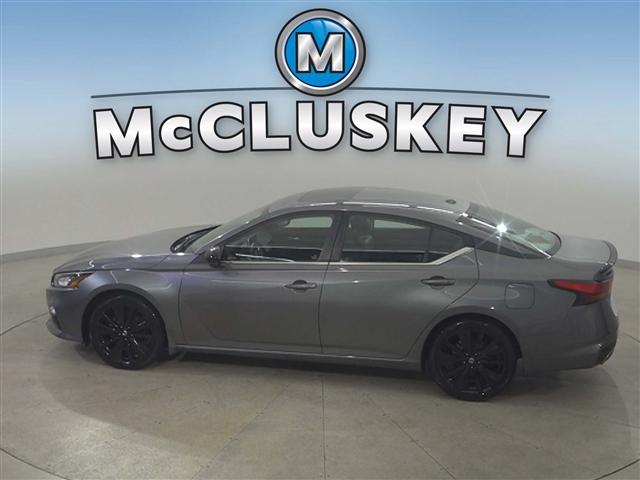 used 2022 Nissan Altima car, priced at $22,989