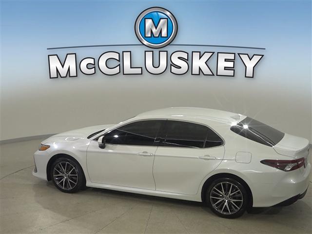 used 2022 Toyota Camry Hybrid car, priced at $34,989