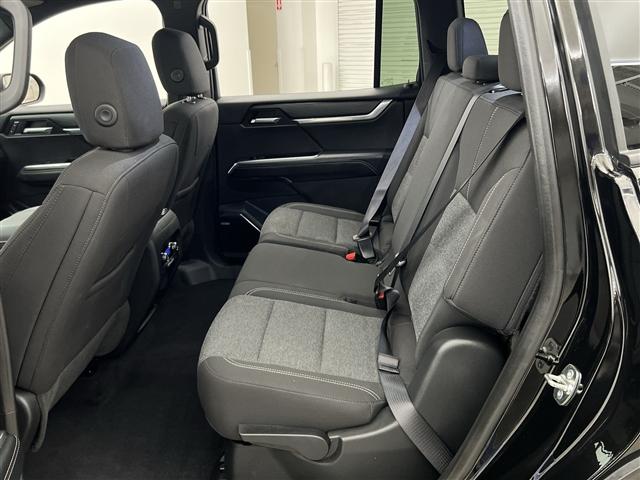 used 2025 GMC Acadia car, priced at $35,989