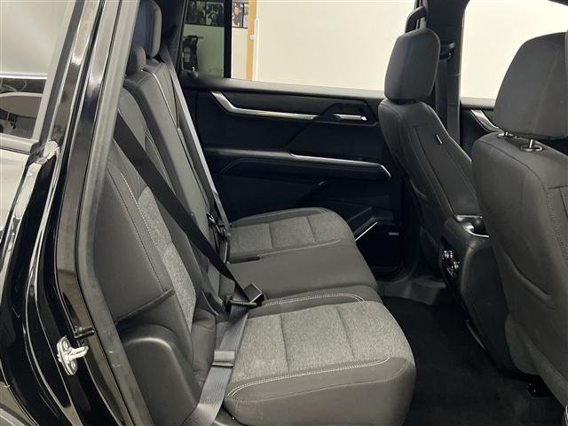 used 2025 GMC Acadia car, priced at $35,989