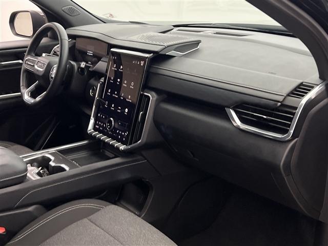 used 2025 GMC Acadia car, priced at $35,989