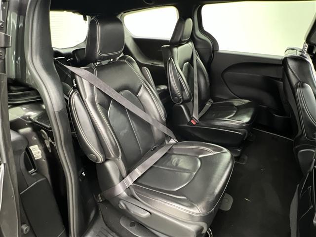 used 2022 Chrysler Pacifica Hybrid car, priced at $26,417