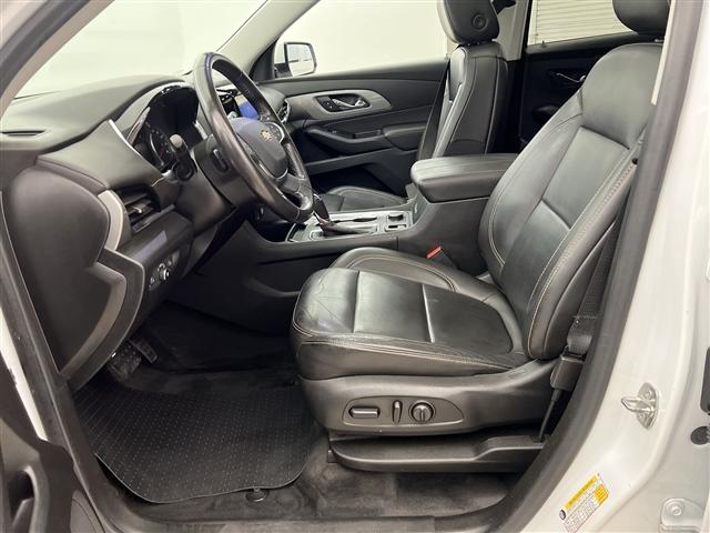 used 2020 Chevrolet Traverse car, priced at $24,989