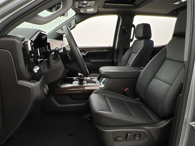 used 2024 Chevrolet Silverado 1500 car, priced at $57,989