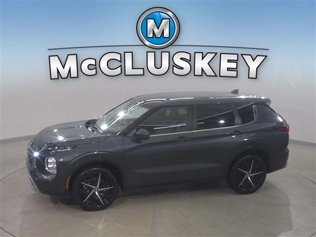 used 2024 Mitsubishi Outlander car, priced at $27,990