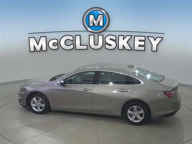 used 2022 Chevrolet Malibu car, priced at $18,989