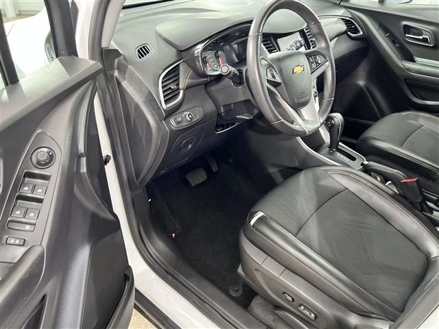 used 2022 Chevrolet Trax car, priced at $20,989