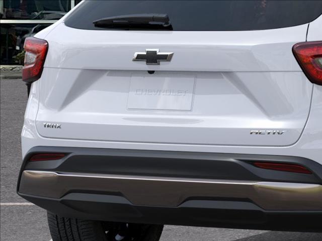 new 2025 Chevrolet Trax car, priced at $26,160