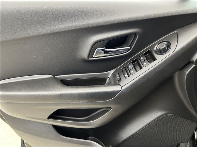 used 2022 Chevrolet Trax car, priced at $19,989