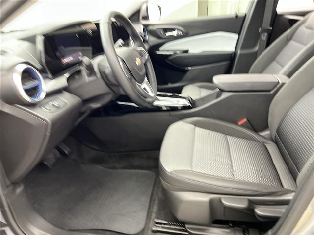 used 2024 Chevrolet Trax car, priced at $28,989
