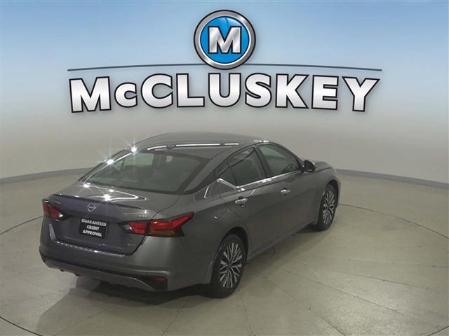 used 2023 Nissan Altima car, priced at $26,606
