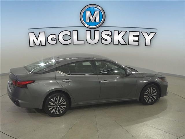 used 2023 Nissan Altima car, priced at $26,606