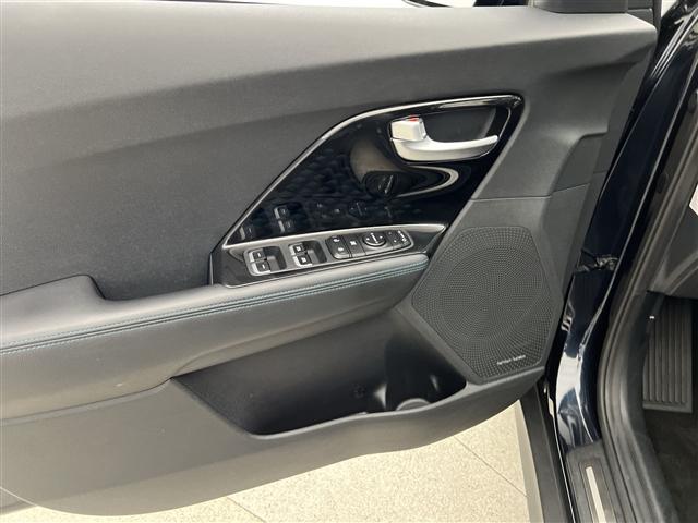 used 2022 Kia Niro EV car, priced at $24,989