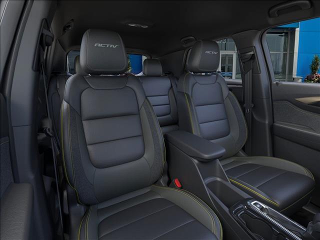 new 2025 Chevrolet TrailBlazer car, priced at $33,025