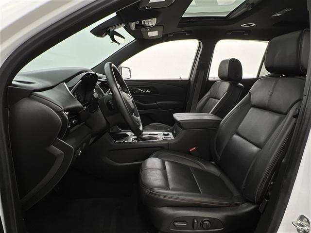 used 2023 Chevrolet Traverse car, priced at $39,989