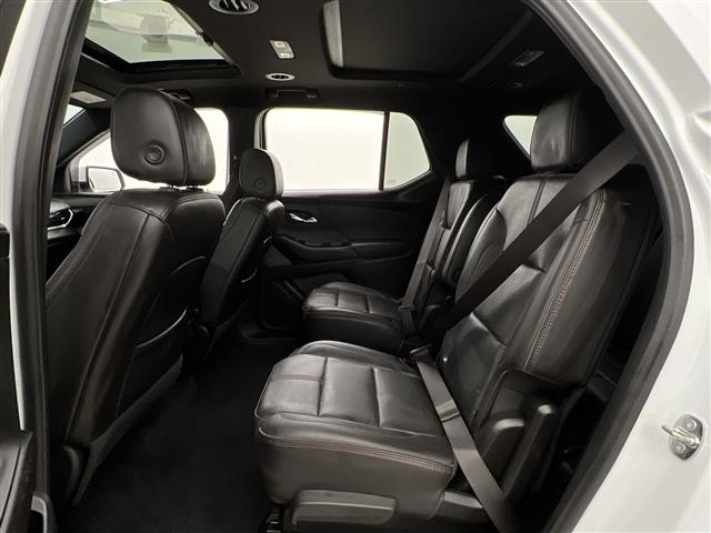 used 2023 Chevrolet Traverse car, priced at $39,989